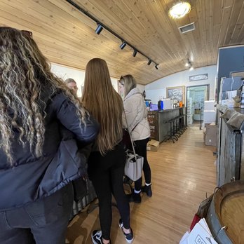 Barrel 33 - Wine Tasting Room Near Me - Big Bear Lake, California
