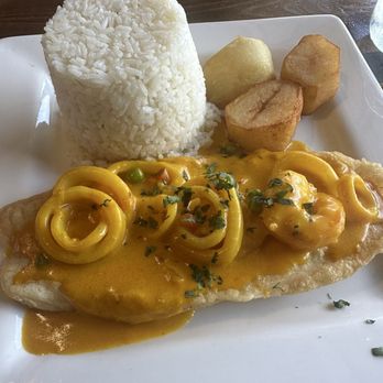 Victoria's Pisco Lounge - L Pescado a lo Macho - Peruvian Near Me - Lake Worth, Florida Victoria's Pisco Lounge - L Pescado a lo Macho - Peruvian Near Me - Lake Worth, Florida