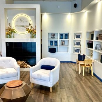 L'insolent Coffee - Interior corner - Coffee & Tea Near Me - West Nyack, New York