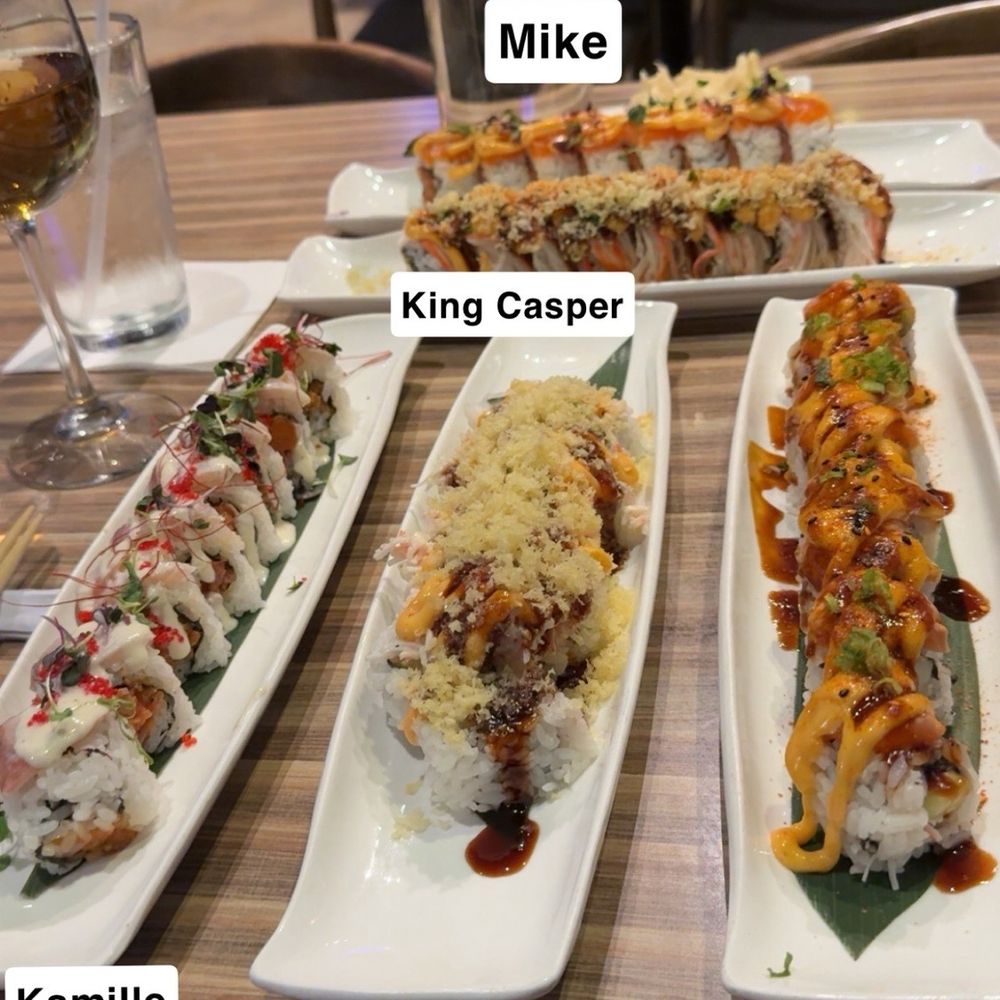 Mike, King Casper, Truc, Kamille, Super Crunchy rolls Mike, King Casper, Truc, Kamille, Super Crunchy rolls