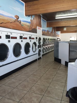4th Street Coin Laundry