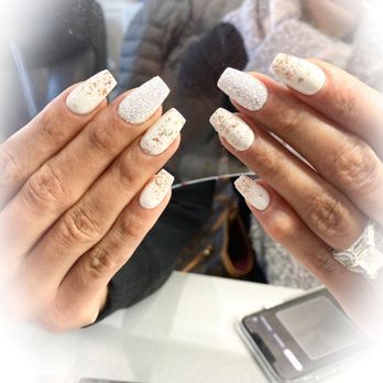 Envy Nails - Nail Salons Near Me - Lawrence, Kansas