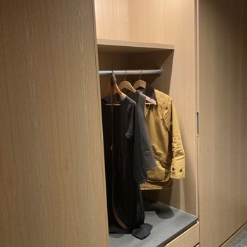 Hotel de I ithq - Closer space in room - Hotels Near Me - Montreal, Quebec Hotel de I ithq - Closer space in room - Hotels Near Me - Montreal, Quebec