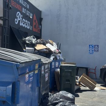 EZPZ Pizza & Soft-Serve - I left my wallet in El Segundo but got my trash at EZPZ - Pizza Near Me - El Segundo, California EZPZ Pizza & Soft-Serve - I left my wallet in El Segundo but got my trash at EZPZ - Pizza Near Me - El Segundo, California