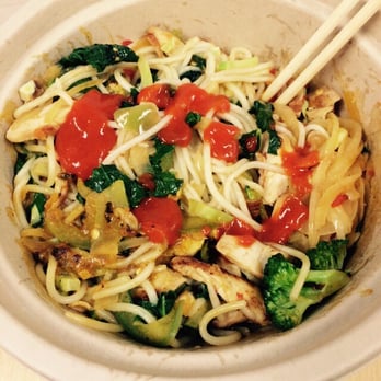 Brightwok Kitchen - Curry with chicken and rice noodles - Asian Fusion Near Me - Chicago, Illinois Brightwok Kitchen - Curry with chicken and rice noodles - Asian Fusion Near Me - Chicago, Illinois