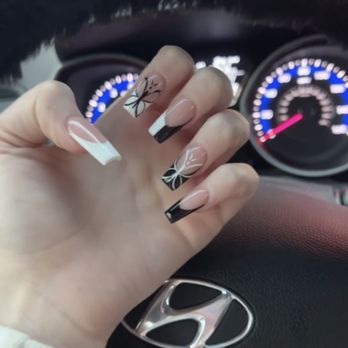 Creative Nails - Nail Design - Nail Salons Near Me - Carpentersville, Illinois