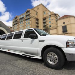 White Star Limo - White Star Limos Ford Excursion Stretch Limo SUV