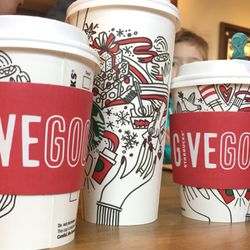 Starbucks - Holiday cups lined up