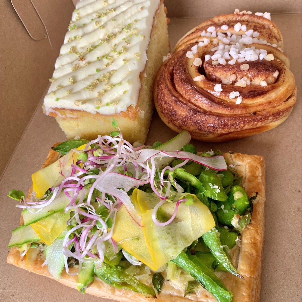 Gipsy Hill Bakery - lemon elderflower drizzle cake, cardamom and cinnamon bun, spring vegetable galette - Pop-Up Restaurants Near Me Gipsy Hill Bakery - lemon elderflower drizzle cake, cardamom and cinnamon bun, spring vegetable galette - Pop-Up Restaurants Near Me