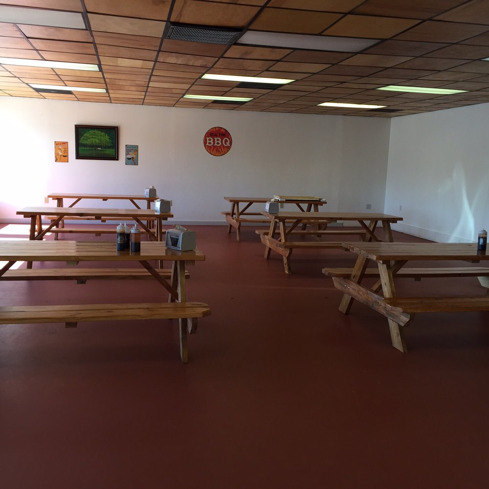 Huntspoint BBQ and Meat'ery - New seating area is finished. - Caterers Near Me - Epping, New Hampshire