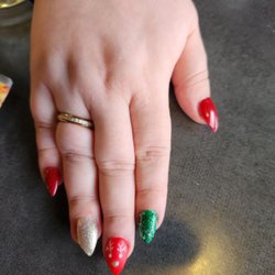Phoenix Nails & Spa