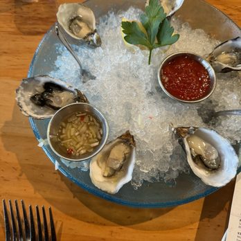 Cutters Crabhouse - Seafood Near Me - Seattle, Washington Cutters Crabhouse - Seafood Near Me - Seattle, Washington