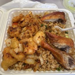 Pepper shrimp fried rice with chicken on top Pepper shrimp fried rice with chicken on top