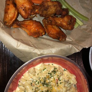 Social Hall - Happy hour chicken wings and green Chile Mac - Bars Near Me - Tempe, Arizona Social Hall - Happy hour chicken wings and green Chile Mac - Bars Near Me - Tempe, Arizona