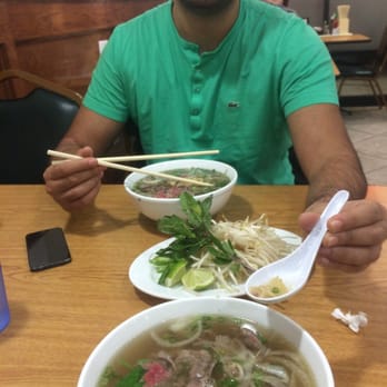 Pho Hoang - My bf forcing me to eat a piece of fat :x - Vietnamese Near Me - Centreville, Virginia Pho Hoang - My bf forcing me to eat a piece of fat :x - Vietnamese Near Me - Centreville, Virginia