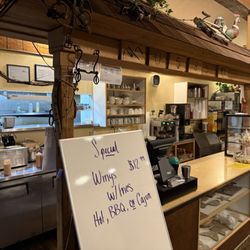 The Village Inn Restaurant - Innenraum und Tresen