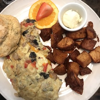 Sage Biscuit Cafe - Sage Biscuit Omelette - Breakfast & Brunch Near Me - Bradenton, Florida
