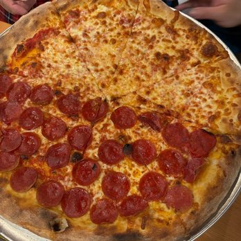 Best Pizza & Brew Murrieta - 1/2 cheese and pepperoni - Pizza Near Me - Murrieta, California