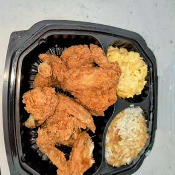 The Busy Bee - Busy Bee-Six Wing Dinner, Macaroni & Cheese and Rice & Gravy - Soul Food Near Me - Atlanta, Georgia The Busy Bee - Busy Bee-Six Wing Dinner, Macaroni & Cheese and Rice & Gravy - Soul Food Near Me - Atlanta, Georgia