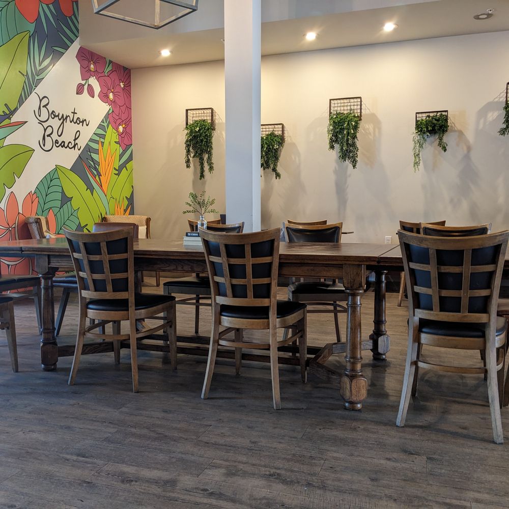 Common Grounds Brew & Roastery - Dining room at Common Grounds Brew & Roastery, Boynton Beach - Coffee & Tea Near Me - Boynton Beach, Florida Common Grounds Brew & Roastery - Dining room at Common Grounds Brew & Roastery, Boynton Beach - Coffee & Tea Near Me - Boynton Beach, Florida