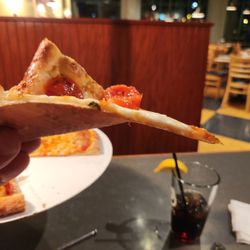 Dewey's Pizza