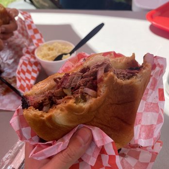 Henry's Barbecue - Sliced Brisket Sandwich - Barbeque Near Me - Del Valle, Texas Henry's Barbecue - Sliced Brisket Sandwich - Barbeque Near Me - Del Valle, Texas
