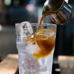 Cupping Café - Espresso tônica / espresso tonic