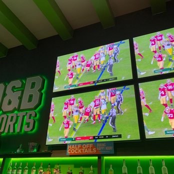 Dave & Buster's - Bar area TV's - American Near Me - Albuquerque, New Mexico