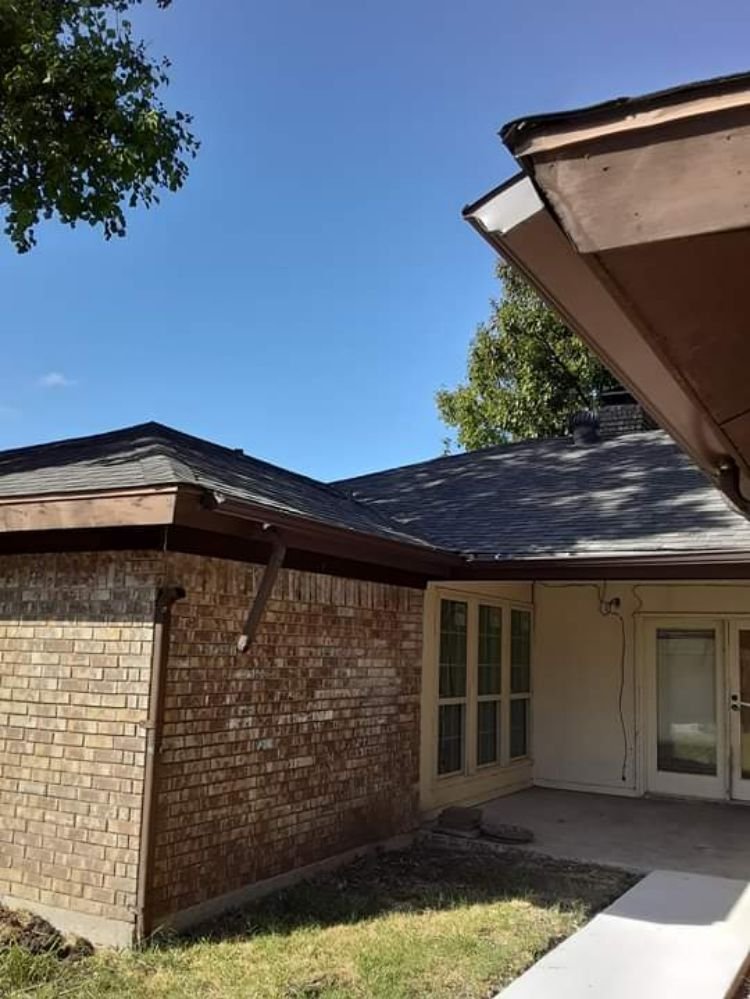 Slide of YFM Roofing