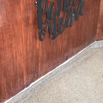 Hungry Fox - Breakfast & Brunch Near Me - North Hollywood, California