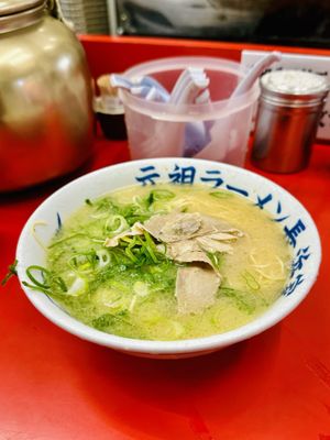 Ganso Ramen Nagahamake by null