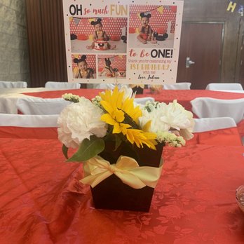El Shaddai Flower Design - Center piece - Balloon Services Near Me - Rohnert Park, California El Shaddai Flower Design - Center piece - Balloon Services Near Me - Rohnert Park, California