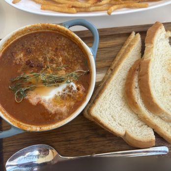 Westman Cafe - Shakshuka - Cafes Near Me - Urban Honolulu, Hawaii