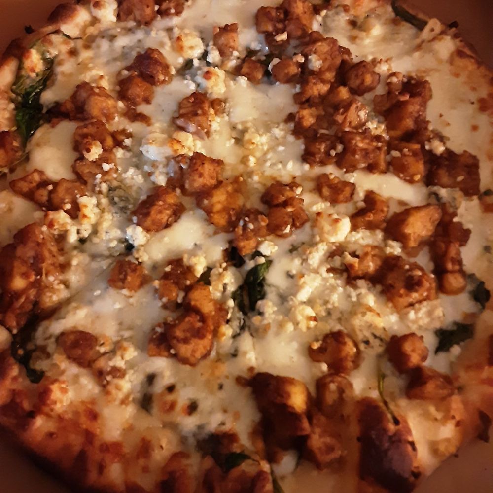 D'Allesandro's Pizza - The balsamic chicken and the Bleu cheese on the Get Gnarly are tantalizing! - Pizza Near Me - Summerville, South Carolina D'Allesandro's Pizza - The balsamic chicken and the Bleu cheese on the Get Gnarly are tantalizing! - Pizza Near Me - Summerville, South Carolina