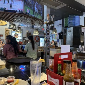 The Full Moon Oyster Bar - Other side of bar area - Seafood Near Me - Jamestown, North Carolina