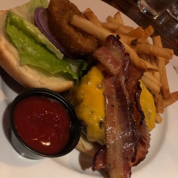 Hearth and Tap - Wagyu Kobe Style Beef Burger - Gastropubs Near Me - Montvale, New Jersey Hearth and Tap - Wagyu Kobe Style Beef Burger - Gastropubs Near Me - Montvale, New Jersey