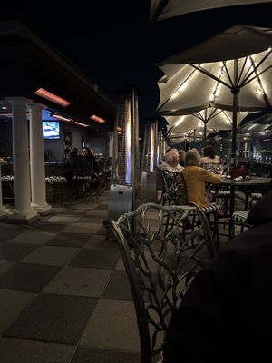 Pavilion Bar by null