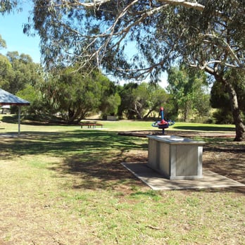 Forsyth Reserve Playground - BBQ! - Hiking Near Me - Hackham, SA