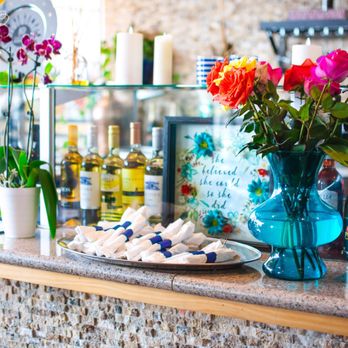 Acropolis - The colors in their decor were vibrant, bright, and very pleasant. Cutest little thing! - Greek Near Me - Harker Heights, Texas
