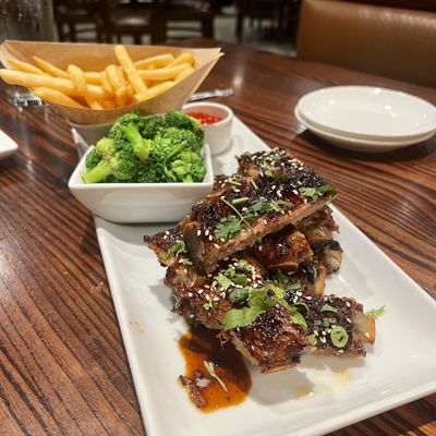 Zea Rotisserie & Bar by null