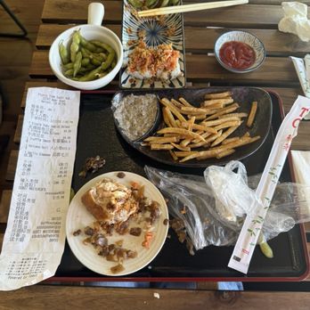 Picnic Time Cafe - Yubu, garlic edamame, volcano roll, fries w truffle sauce - Bubble Tea Near Me - Walnut, California Picnic Time Cafe - Yubu, garlic edamame, volcano roll, fries w truffle sauce - Bubble Tea Near Me - Walnut, California