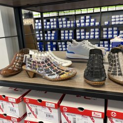 Shoebox and Co - Cute summer shoes for women curated from across the globe.