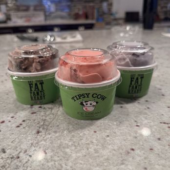 Tipsy Cow Ice Cream - Chocolate - Ice Cream & Frozen Yogurt Near Me - New Braunfels, Texas