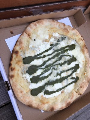 Stella Pizzeria by null