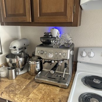 Sunshine House Cleaning Services - Home Cleaning Near Me