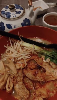 Jun’s Ramen & Sushi by null