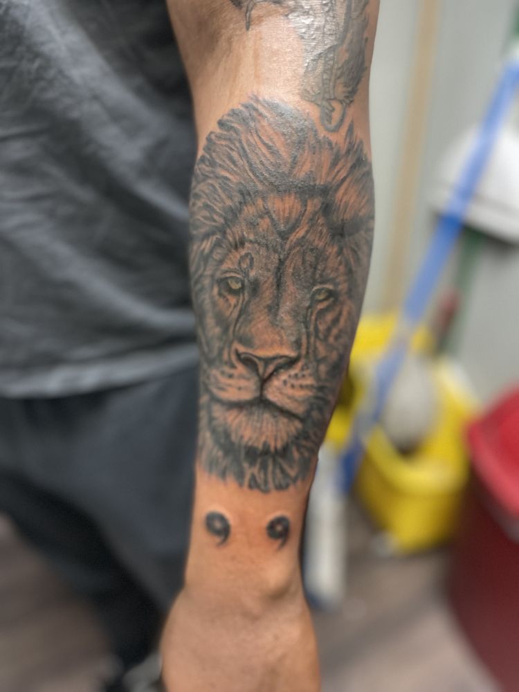 Artistry Tattoo Logo