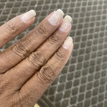 Paris Nails and Spa - Incomplete Service - Nail Salons Near Me - Chicago Heights, Illinois