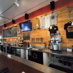 Kingsley Local Brewing - Bar