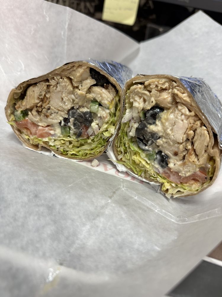 Food from Londi's Roast Beef & Pizza